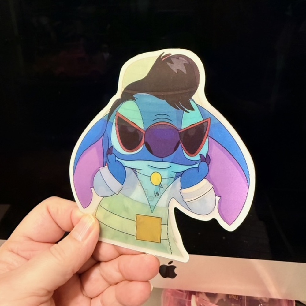 Stitch moving 3D sticker / decal